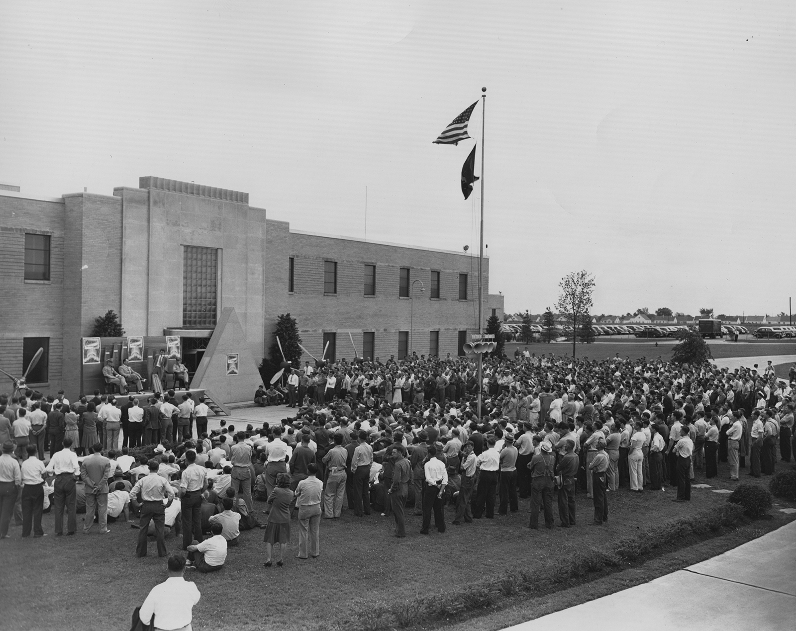 A crowd gathered outside Aeroproducts, undated (Photo by GM Aeroproducts Division, MS-305, Box 3a, Folder 9)