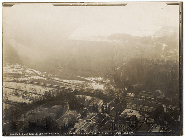 Aerial view of Sinzig Castle looking North (photo # ms293_01_33)