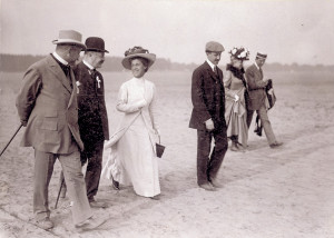 Katharine and Orville Wright , along with others, walk across Tempelhof Field, Germany, 1909. (photo ms1_18_10_44)